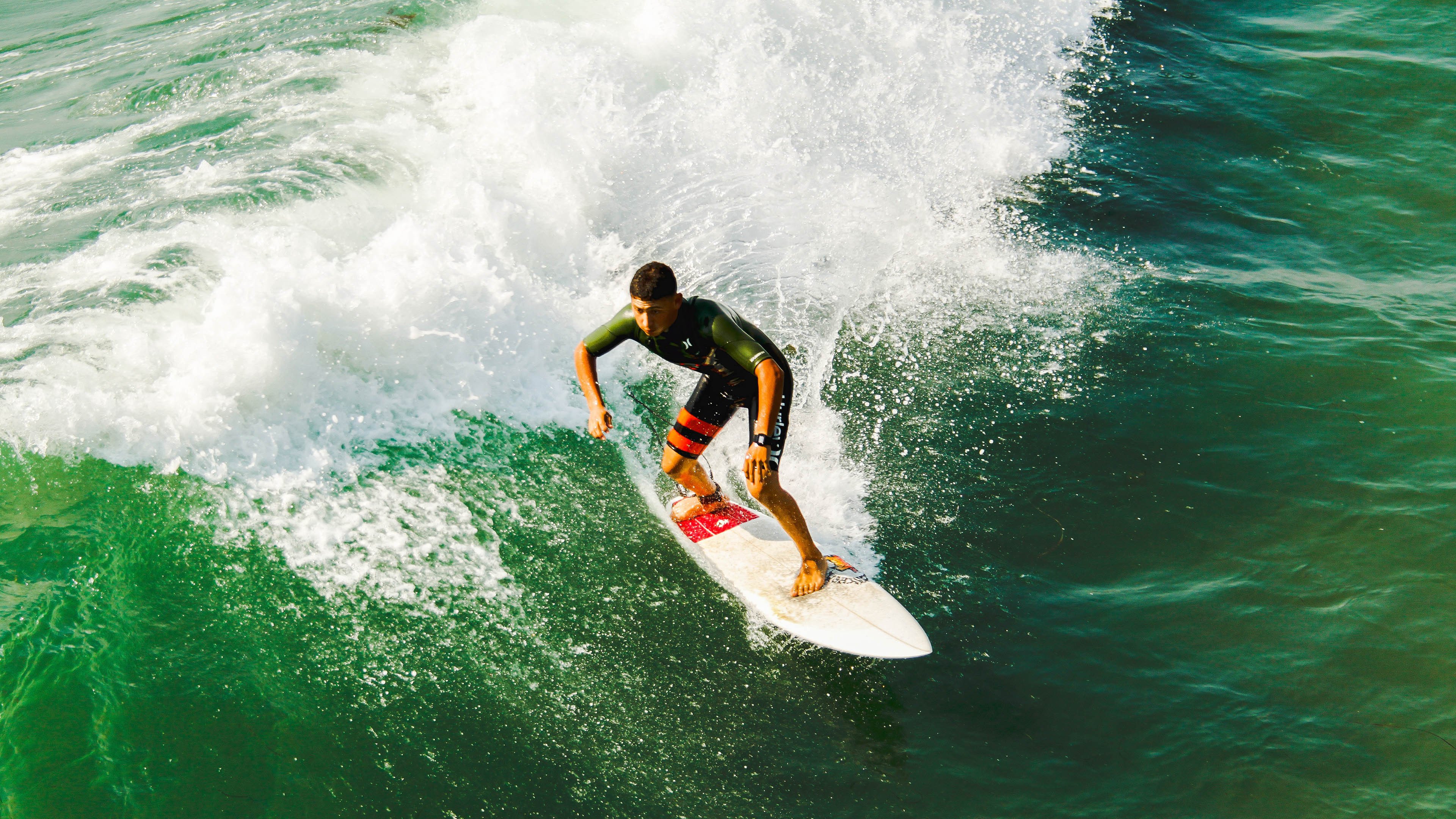 电竞直播平台流量分发机制优化及推荐算法研究，游戏主播流量